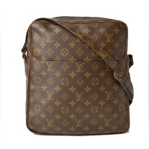 💯 Authentic EUC-LOUIS VUITTON Marceau crossbody/shoulder messenger bag.
